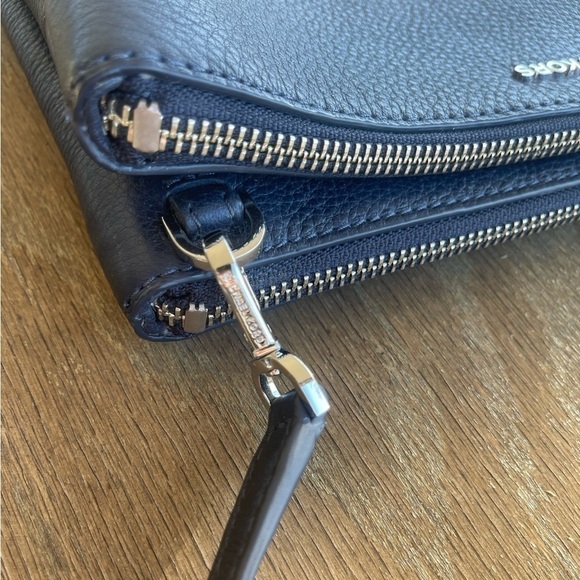 🌷HP🌷Michael Kors Adele Double-Zip Crossbody - Picture 6 of 12